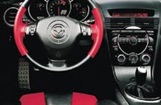 rx-8 interjeras